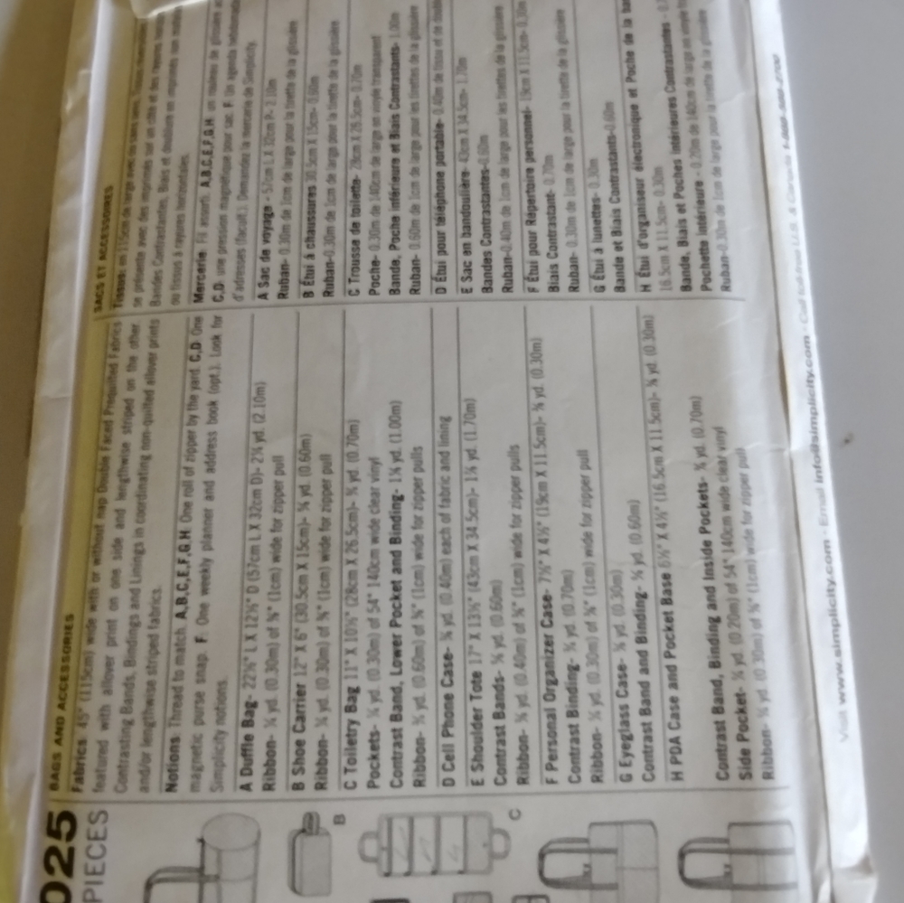 Simplicity Accessories Sewing Pattern - Picture 2 of 3